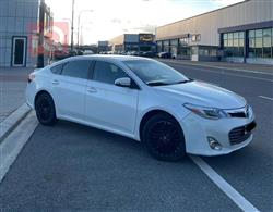 تويوتا أفالون